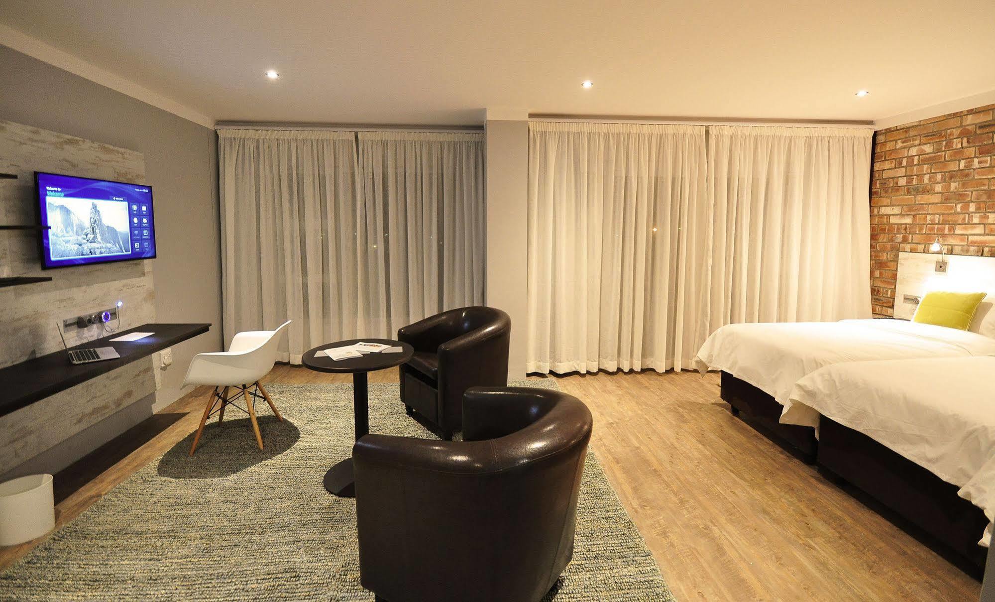 Swakopmund Plaza Hotel Zewnętrze zdjęcie